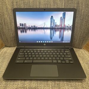 HP TPN-Q216 Chromebook AMD A4-9120C Laptop PC 4GB RAM 32GB eMMC | No Charger